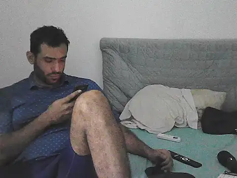 alphalatinobearx Webcam-Show