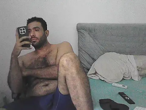 alphalatinobearx webcam show