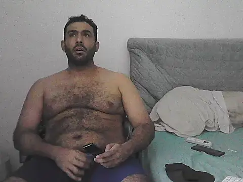 alphalatinobearx's Webcam Show