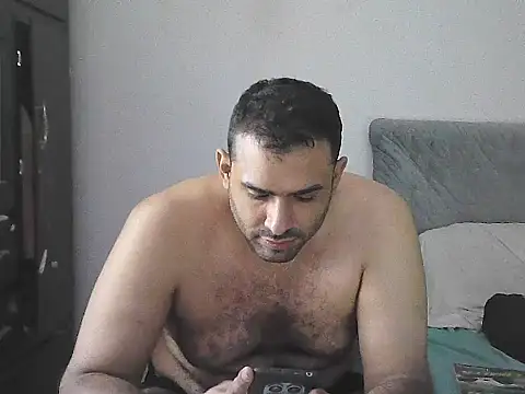 alphalatinobearx Show Webcam