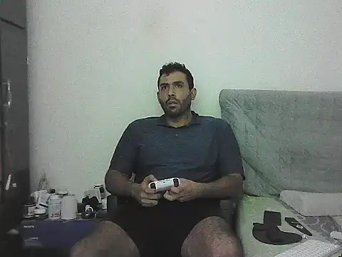 alphalatinobearx Show Webcam