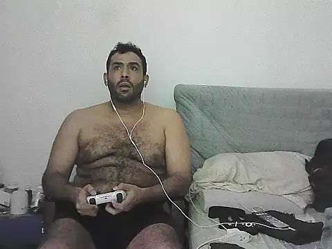 alphalatinobearx webcam show