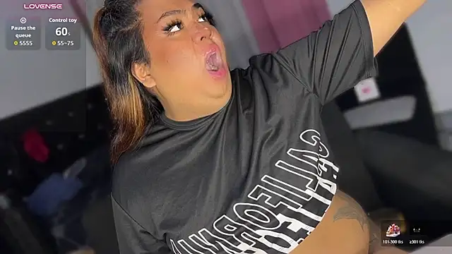 โชว์เว็บแคมของ YourWildestFantasyxxx