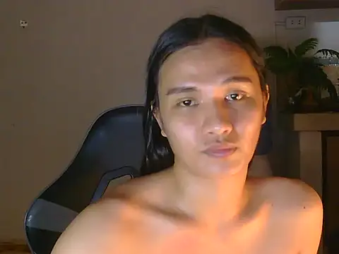 Show modela tsprettyslut69 na web-kameri