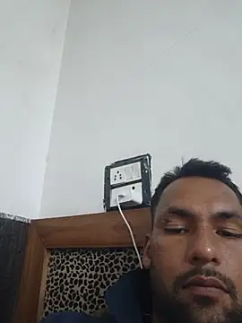 Bhabhi-lover69: διαδικτυακό σόου στην κάμερα