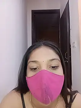 צ'אט XXX בשידור חי של Cute_Rakhi8