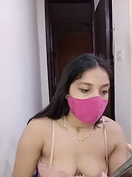 Cute_Rakhi8 Adlı Modelin Canlı XXX Sohbeti