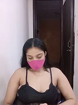 Cute_Rakhi8 Adlı Modelin Canlı XXX Sohbeti
