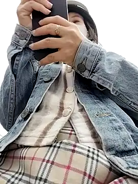 Mei-Mei89's Webcam Show