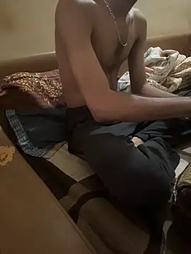 Mumbai_guyy Pertunjukan Webcam