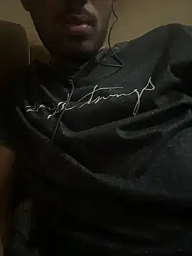 Mumbai_guyy Show in webcam