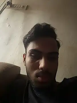Mumbai_guyy Adlı Modelin Web Kamerası Şovu
