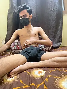 Show modela Mumbai_guyy na web-kameri