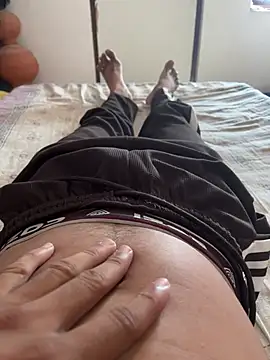 Pokazy przed kamerką – funny_sexxx