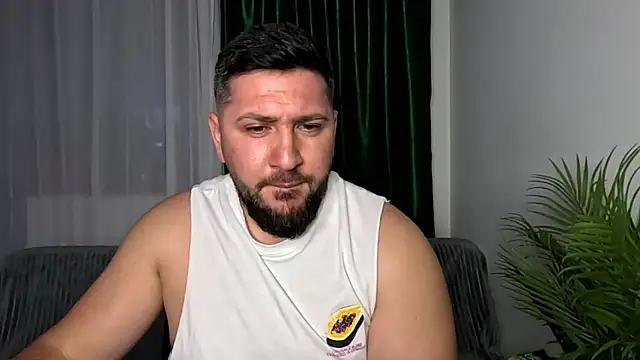 Gold_Alpha_Boy Chat XXX in diretta