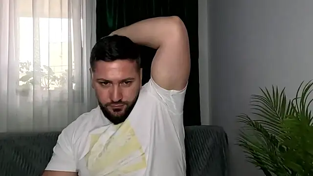 Gold_Alpha_Boy Chat XXX in diretta