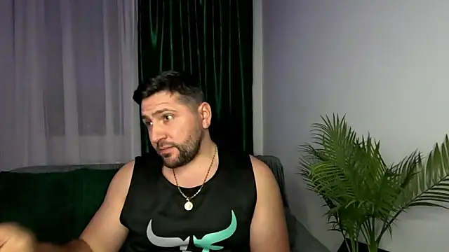 Chat XXX en directo de Gold_Alpha_Boy