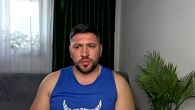 دردشة Gold_Alpha_Boy الجنسية المباشرة