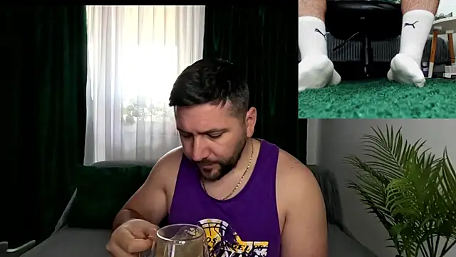 دردشة Gold_Alpha_Boy الجنسية المباشرة