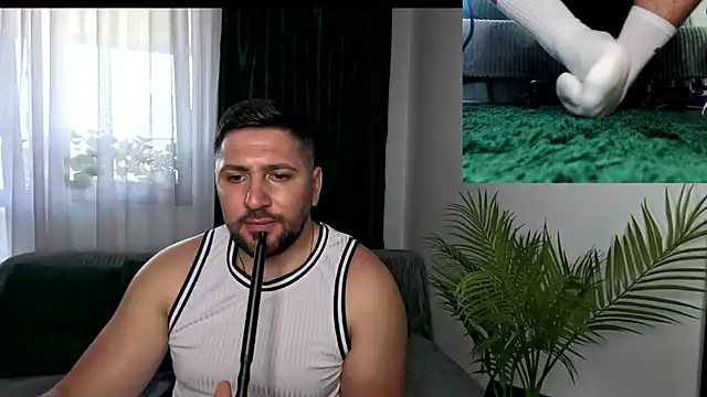 Gold_Alpha_Boy Adlı Modelin Canlı XXX Sohbeti