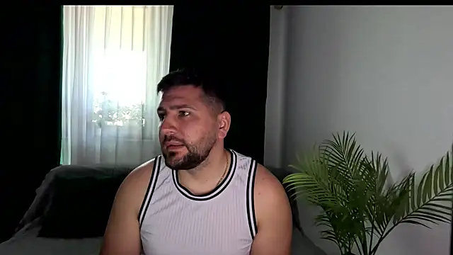 Show modela Gold_Alpha_Boy na web-kameri