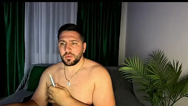 Gold_Alpha_Boy Adlı Modelin Web Kamerası Şovu