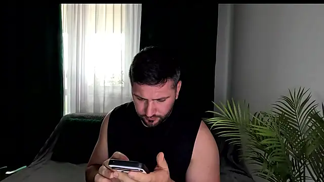 Pokazy przed kamerką – Gold_Alpha_Boy