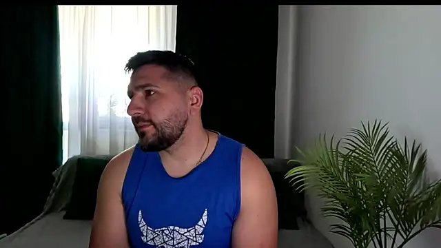 Gold_Alpha_Boy élő XXX-chatje