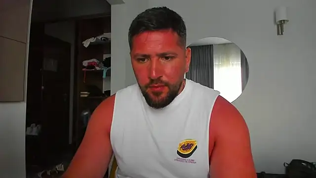 عرض كام Gold_Alpha_Boy