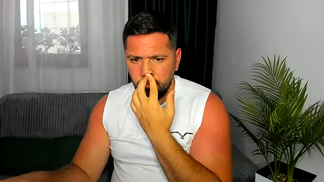 Gold_Alpha_Boy Pertunjukan Webcam