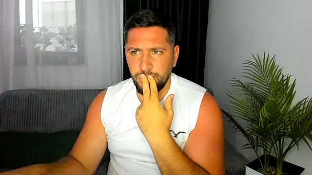 عرض كام Gold_Alpha_Boy
