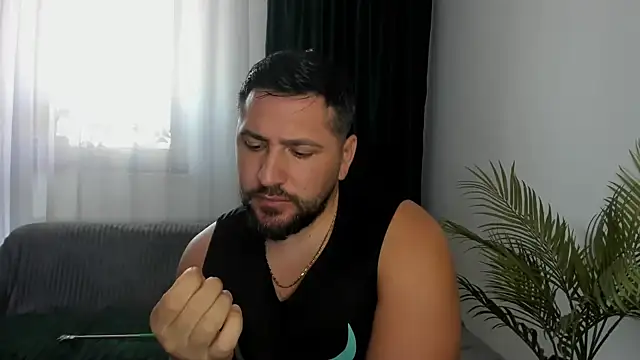 Show modela Gold_Alpha_Boy na web-kameri