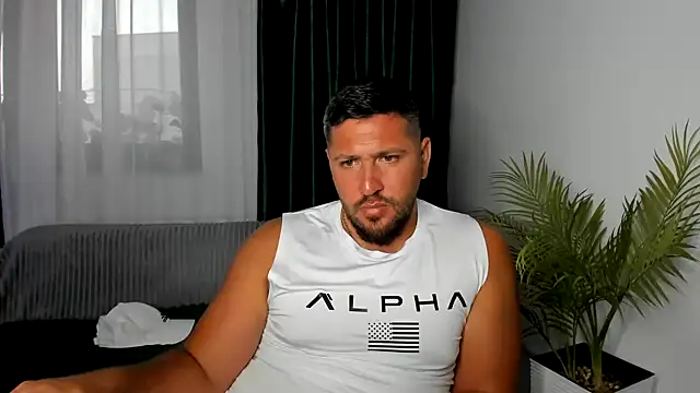 عرض كام Gold_Alpha_Boy