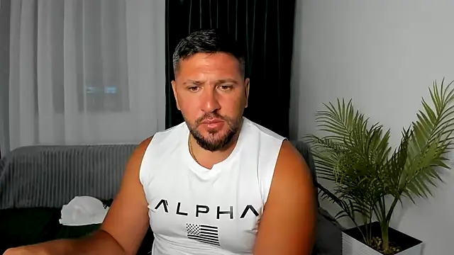 Gold_Alpha_Boy Pertunjukan Webcam