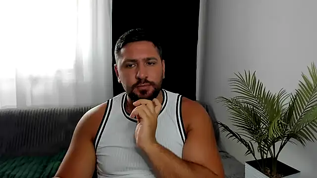 Gold_Alpha_Boy Adlı Modelin Web Kamerası Şovu