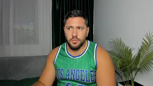 Show modela Gold_Alpha_Boy na web-kameri