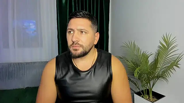 Gold_Alpha_Boy Webcamshow