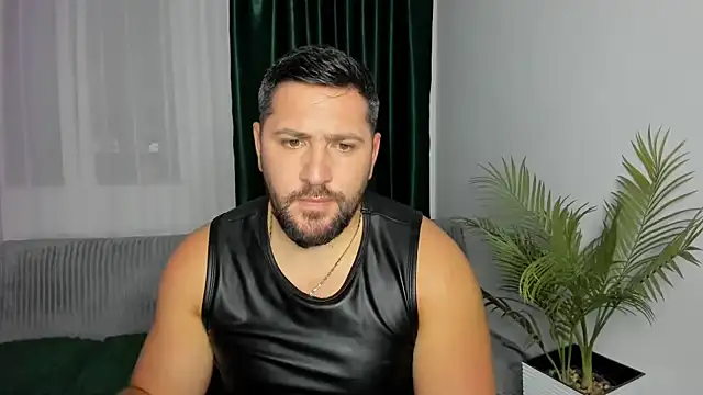 Gold_Alpha_Boy Webcam-Show