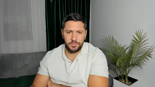 عرض كام Gold_Alpha_Boy