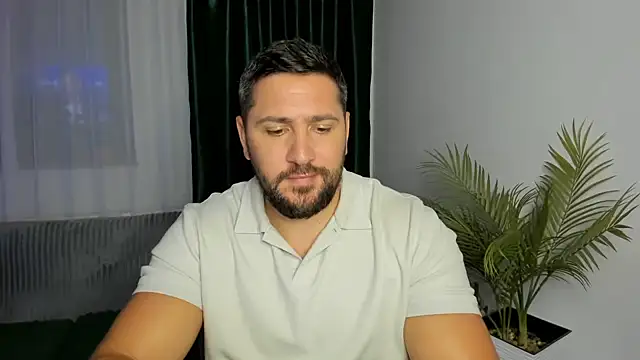 Gold_Alpha_Boy Webcam show