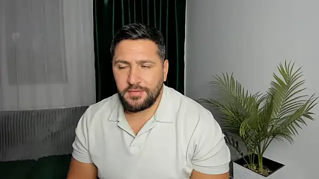 Gold_Alpha_Boy Шоу с уебкамера