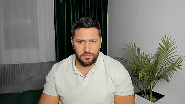 عرض كام Gold_Alpha_Boy