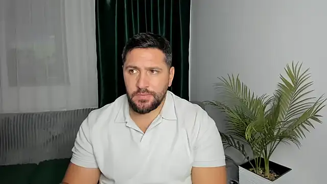 Gold_Alpha_Boy Шоу с уебкамера