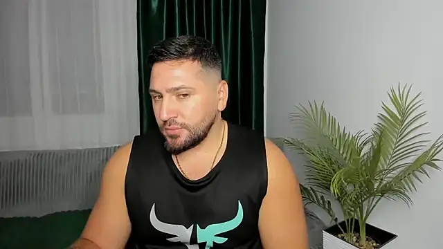 Gold_Alpha_Boy Show Webcam