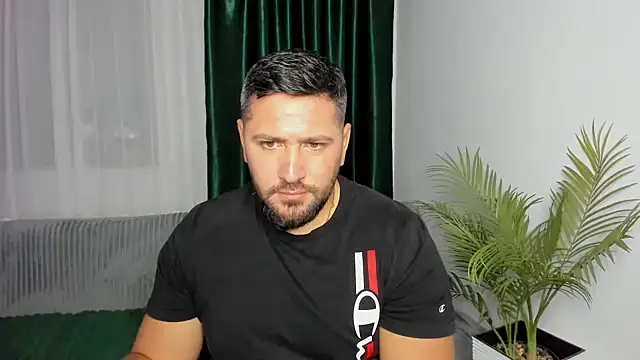 عرض كام Gold_Alpha_Boy