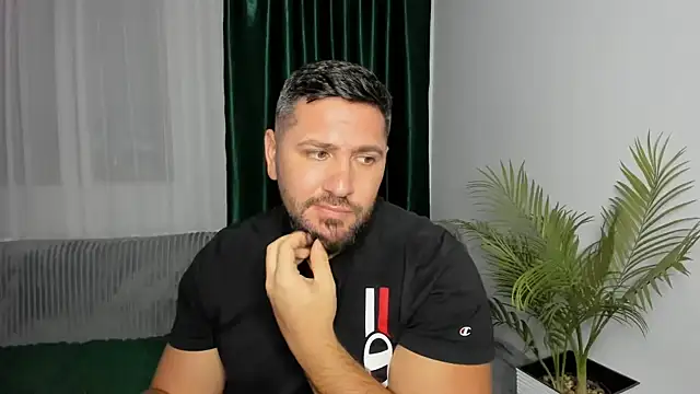 Gold_Alpha_Boy – webcam-show