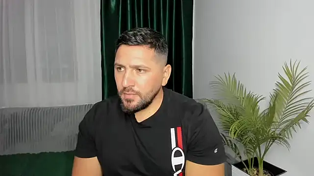 Gold_Alpha_Boy Шоу с уебкамера