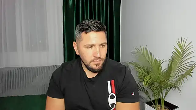 عرض كام Gold_Alpha_Boy