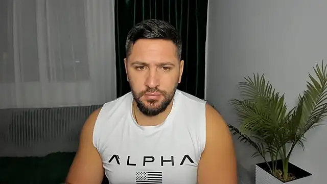 Gold_Alpha_Boyのウェブカメラショー