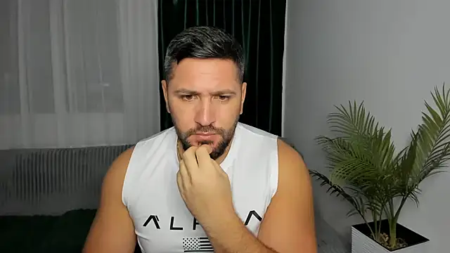 Gold_Alpha_Boy 在線直播表演